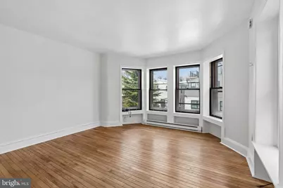 2105 Green Street #3R, Philadelphia, PA 19130 - Photo 9