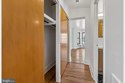 2105 Green Street #3R, Philadelphia, PA 19130 - Photo 11