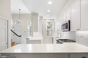 1115 Lombard St, Philadelphia, PA 19147 - Photo 7