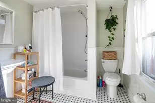 516 Kauffman St, Philadelphia, PA 19147 - Photo 31