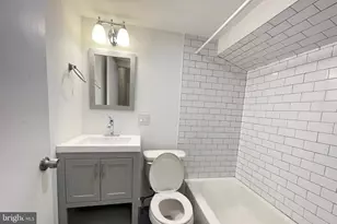 2034 Mt Vernon St, Philadelphia, PA 19130 - Photo 3