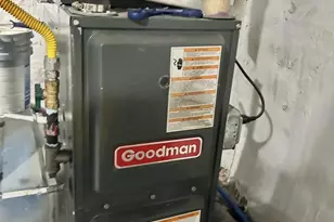 3437 Edgemont St, Philadelphia, PA 19134 - Photo 9