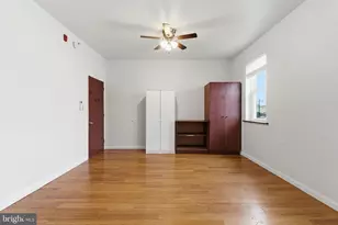 1926 S 7th St, Philadelphia, PA 19148 - Photo 11