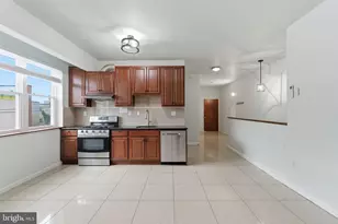 1926 S 7th St, Philadelphia, PA 19148 - Photo 7