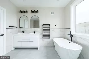 1511 S 15th St, Philadelphia, PA 19146 - Photo 21