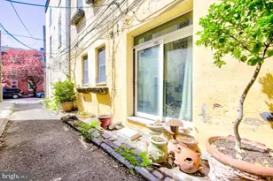 915 S 7th St, Philadelphia, PA 19147 - Photo 19