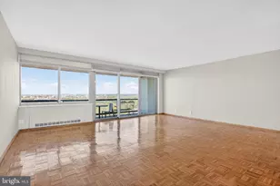 2401 Pennsylvania Ave, Philadelphia, PA 19130 - Photo 7