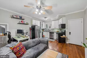 302 Lombard St, Philadelphia, PA 19147 - Photo 3