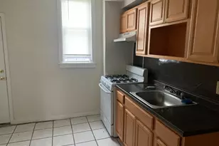 6239 N Woodstock St, Philadelphia, PA 19138 - Photo 3