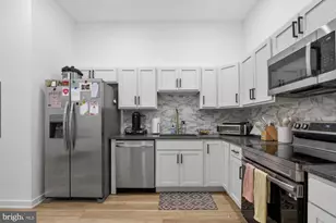 1415 Locust St, Philadelphia, PA 19102 - Photo 9