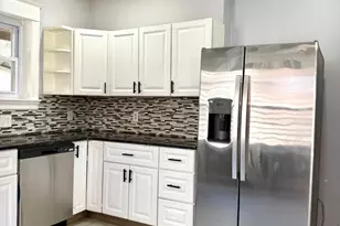 6028 Walker St, Philadelphia, PA 19135 - Photo 11