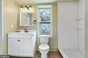 332 W Queen Ln, Philadelphia, PA 19144 - Photo 15