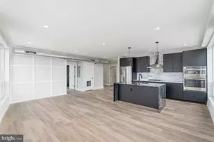 526 Brown St, Philadelphia, PA 19123 - Photo 5