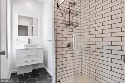 1543 S Bailey Street, Philadelphia, PA 19146 - Photo 33