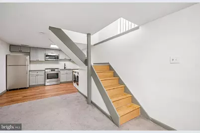 2036 Mount Vernon Street #1R, Philadelphia, PA 19130 - Photo 9