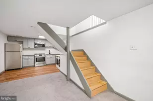 2036 Mt Vernon St, Philadelphia, PA 19130 - Photo 9