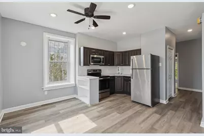 21 E Price Street #2B, Philadelphia, PA 19144 - Photo 5