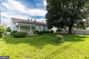 13032 Worthington Rd, Philadelphia, PA 19116 - Photo 9