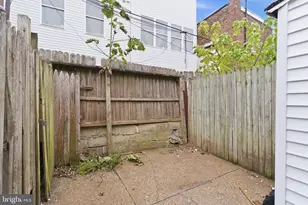 2530 Collins St, Philadelphia, PA 19125 - Photo 13