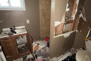 1513 Arrott St, Philadelphia, PA 19124 - Photo 25