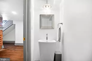 303 S American St, Philadelphia, PA 19106 - Photo 29