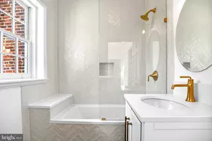 303 S American St, Philadelphia, PA 19106 - Photo 21