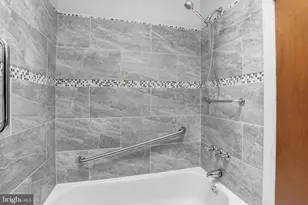 8931 Leonard St, Philadelphia, PA 19152 - Photo 19