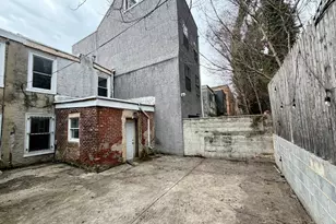 3203 Pearl St, Philadelphia, PA 19104 - Photo 15