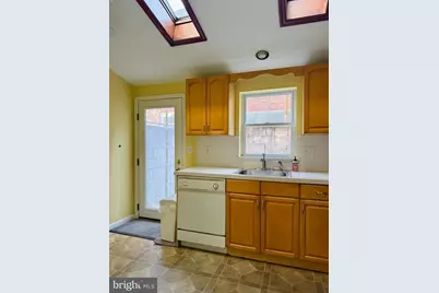 1215 S Marshall Street, Philadelphia, PA 19147 - Photo 9