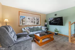 1842 Tomlinson Rd, Philadelphia, PA 19116 - Photo 3