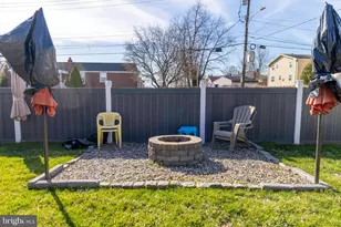 1842 Tomlinson Rd, Philadelphia, PA 19116 - Photo 29