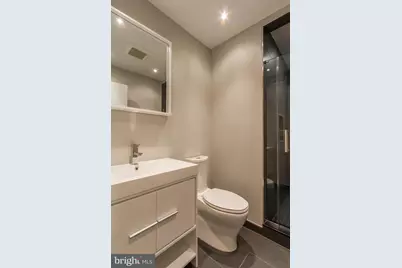 908 S 21st Street #A, Philadelphia, PA 19146 - Photo 15