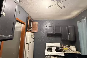 5243 Hawthorne St, Philadelphia, PA 19124 - Photo 3