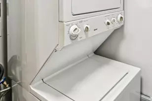 241 S 6th St, Philadelphia, PA 19106 - Photo 17