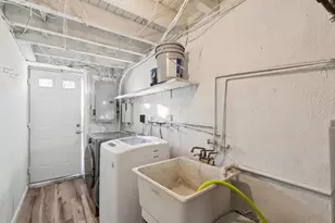 1129 E Phil Ellena St, Philadelphia, PA 19150 - Photo 25