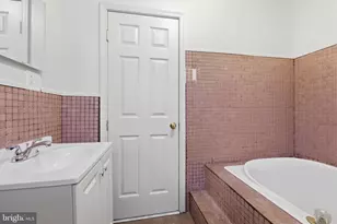 1925 S 21st St, Philadelphia, PA 19145 - Photo 9