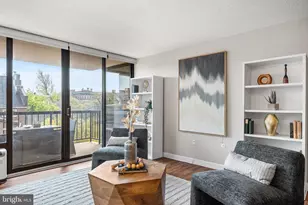 241 S 6th St, Philadelphia, PA 19106 - Photo 11