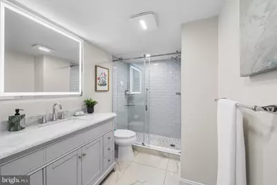 241 S 6th Street #408F, Philadelphia, PA 19106 - Photo 31