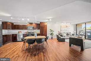 241 S 6th St, Philadelphia, PA 19106 - Photo 11