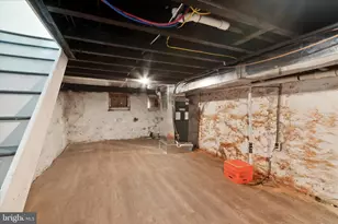 2004 N Cleveland St, Philadelphia, PA 19121 - Photo 23