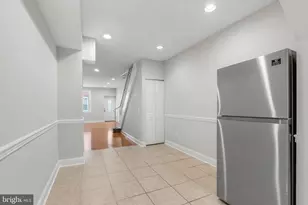 614 S LeCount St, Philadelphia, PA 19146 - Photo 9