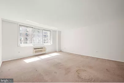 1901 John F Kennedy Boulevard #913, Philadelphia, PA 19103 - Photo 3