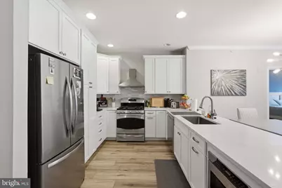 800 Admirals Way #1847, Philadelphia, PA 19146 - Photo 7