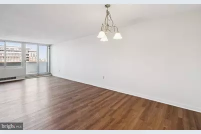 604 S Washington Square #1212, Philadelphia, PA 19106 - Photo 1