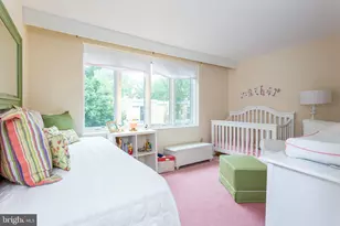 405 S LeCount St, Philadelphia, PA 19146 - Photo 13