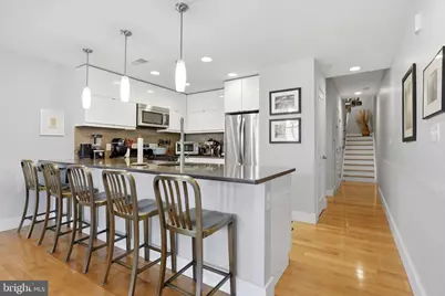 112 Market Street #3, Philadelphia, PA 19106 - Photo 5