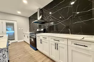 2058 E Auburn St, Philadelphia, PA 19134 - Photo 21