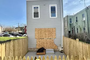 2058 E Auburn St, Philadelphia, PA 19134 - Photo 9