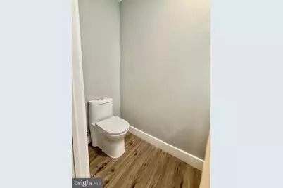 2058 E Auburn Street, Philadelphia, PA 19134 - Photo 29