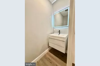 2058 E Auburn Street, Philadelphia, PA 19134 - Photo 23